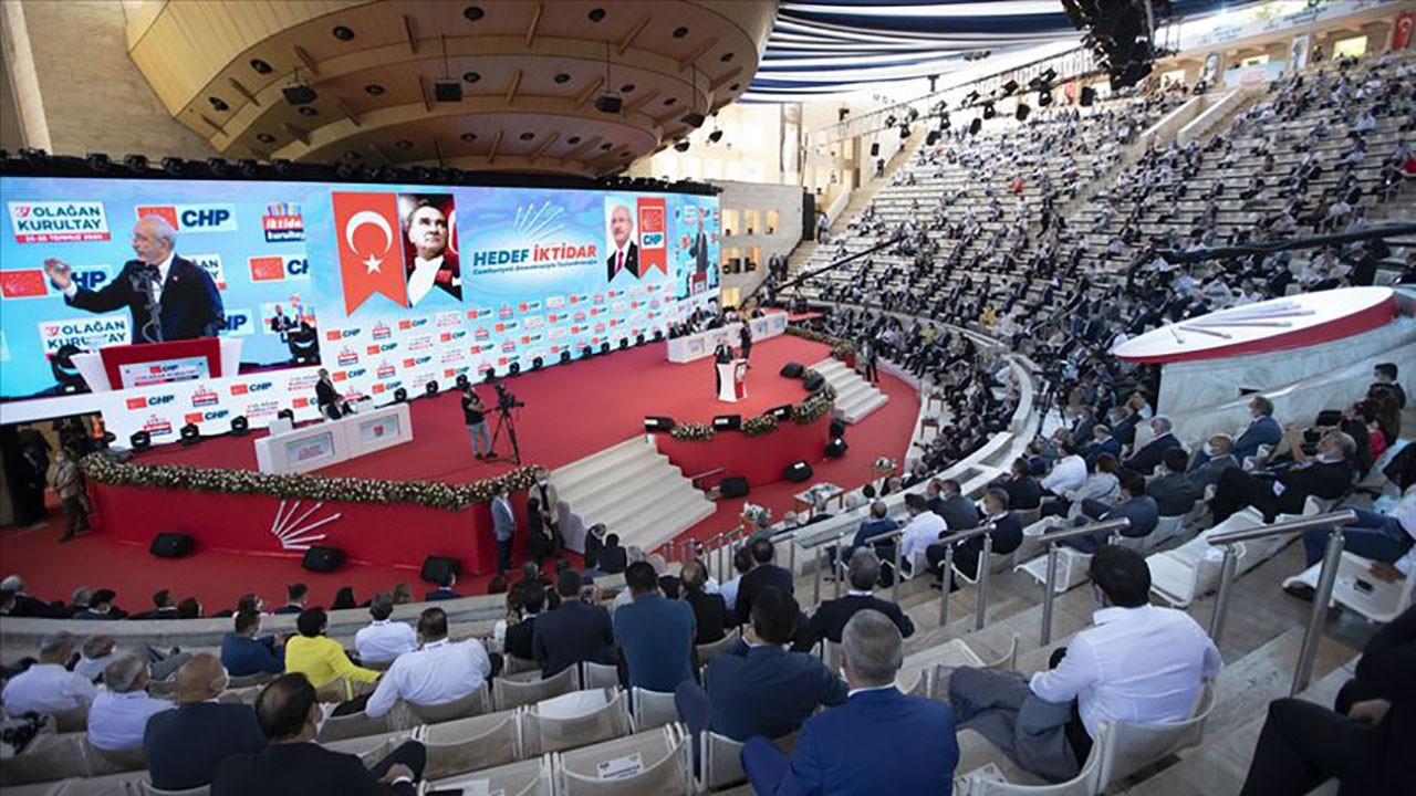 CHP'de vilayet kongreleri süreci bugün tamamlanıyor: Başkanlık yarışı için geri sayım başladı