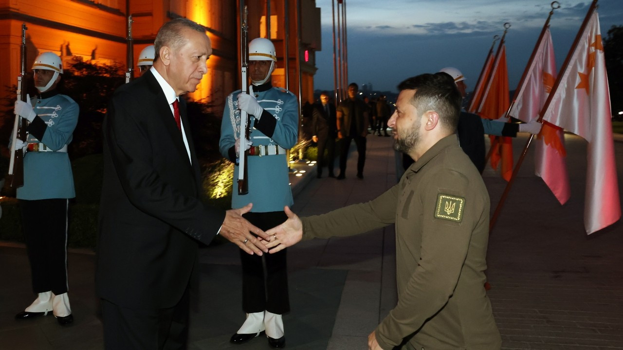 Erdoğan, Zelenskiy'le görüştü: 'Her türlü çabayı sarf edeceğiz'