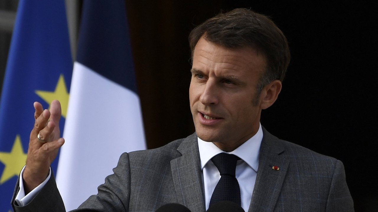Macron: Hiçbir şey bir hastaneye yapılan saldırıyı haklı çıkaramaz