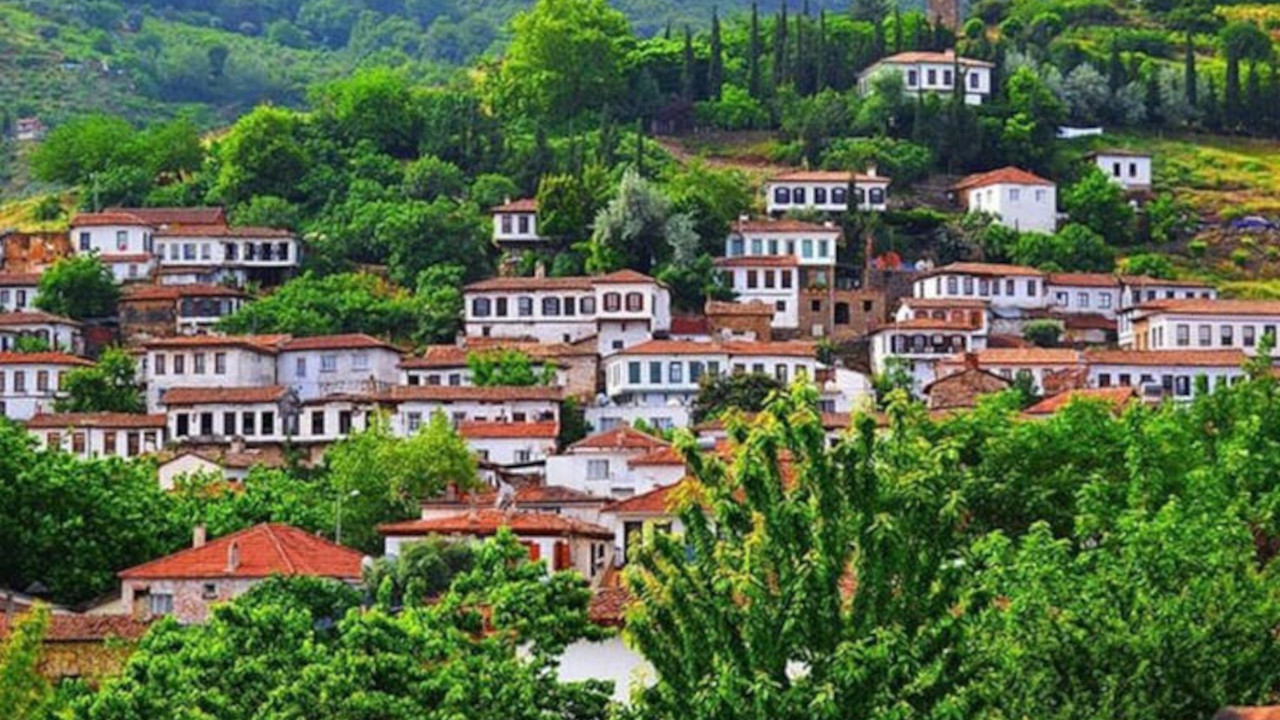 Sevimlice 'Dünyanın en yeterli turizm köyü' seçildi